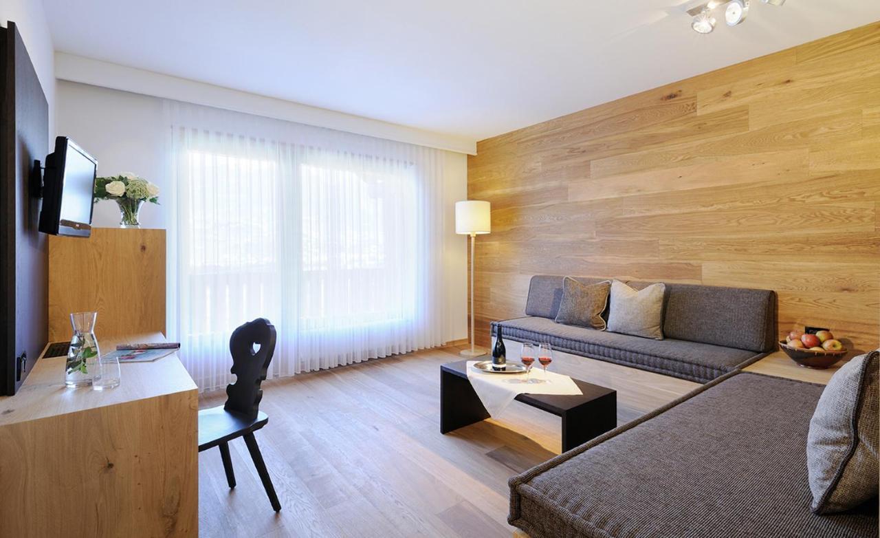Bio & Wellnesshotel Pazeider - Healing Garden Above Meran Marlengo Esterno foto