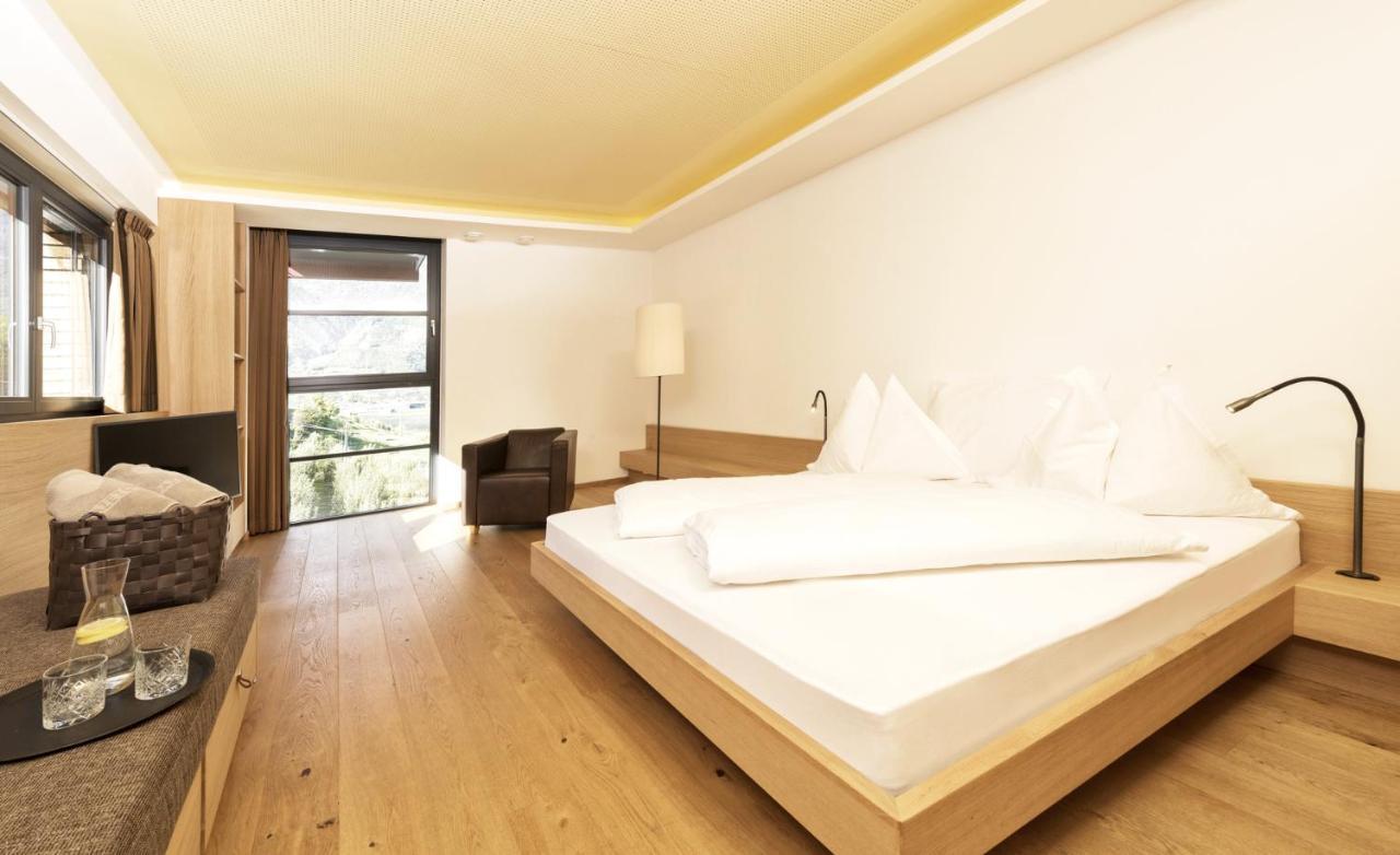 Bio & Wellnesshotel Pazeider - Healing Garden Above Meran Marlengo Esterno foto